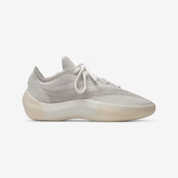 Sepatu Basket Adidas